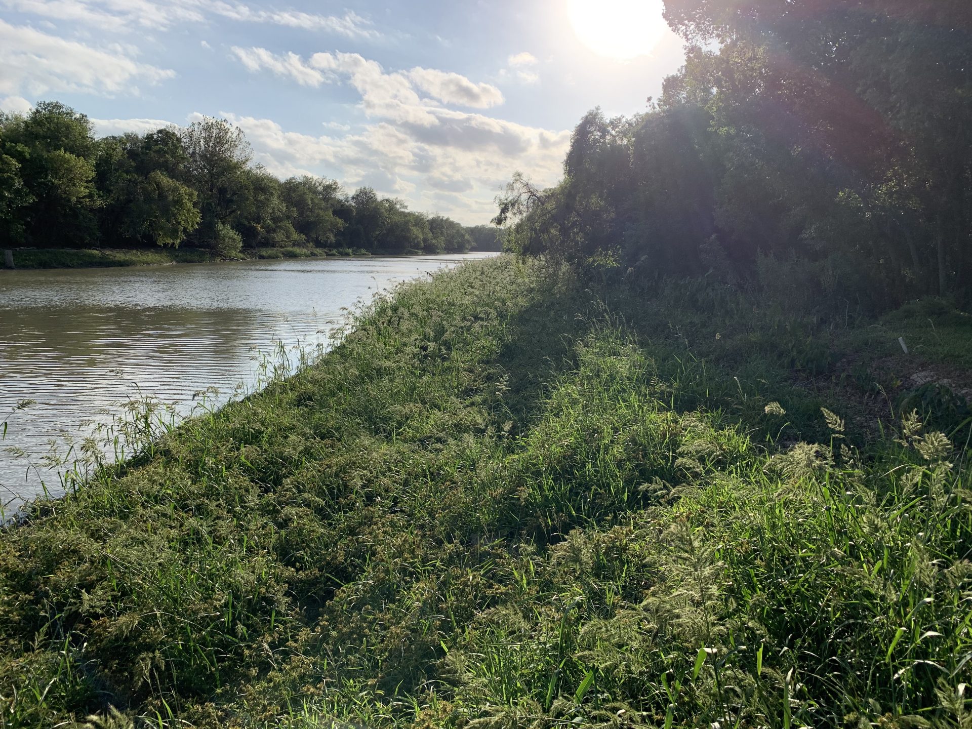 Photos of River Acres RV Park RV Campground Gonzales TX